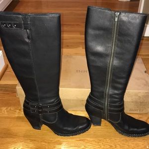 Born Taro Boots - Black